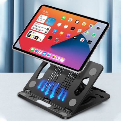 Top Tech Accessories You Need in 2025: Smart, Stylish & Essential